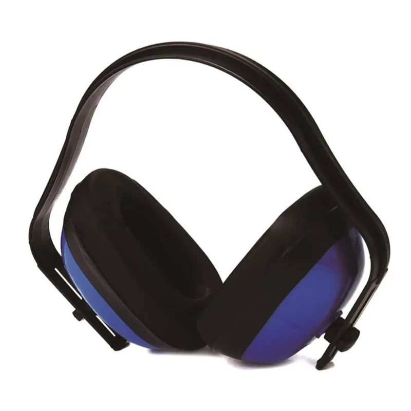 Ear muff adjustable in three positions